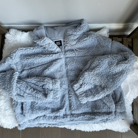 Urban Outfitters BDG Cropped Teddy Jacket - Picture 11 of 13